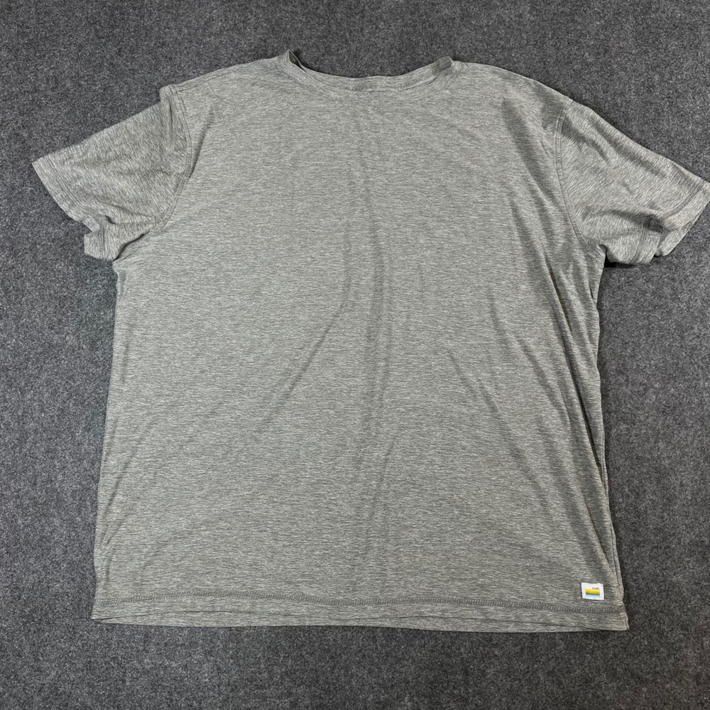Vuori Strato Tech Tee Mens XL Heather Grey Short Sleeve Performance T-Shirt
